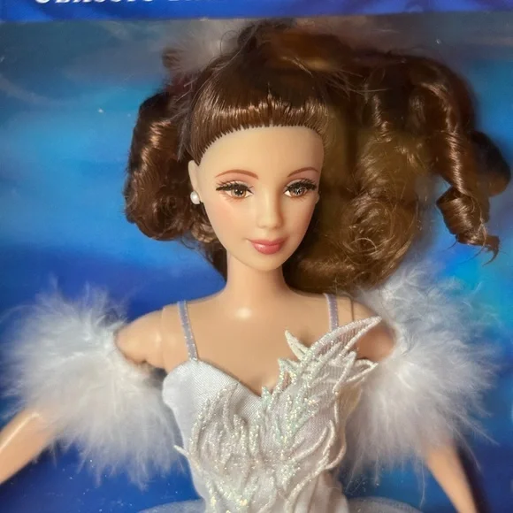 NRFB 2001 Barbie Swan Ballerina from Sean Lake Classic Ballet Series - Picture 5 of 6